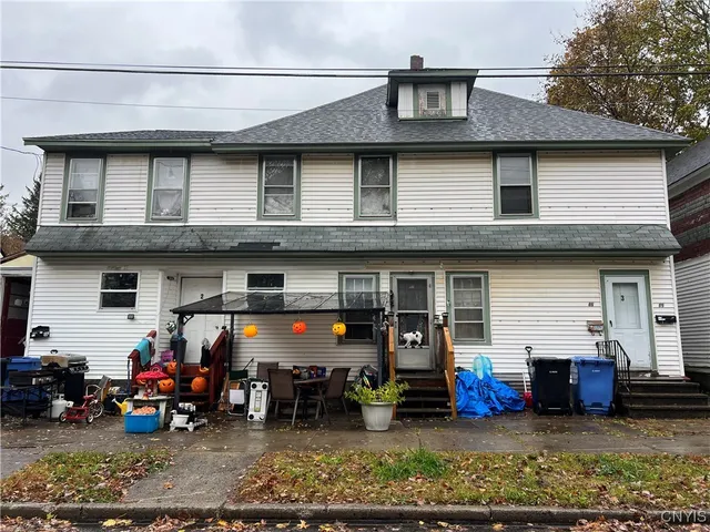 $1,000 | 85 Bartlett Street, Unit 4, Cortland, NY 13045