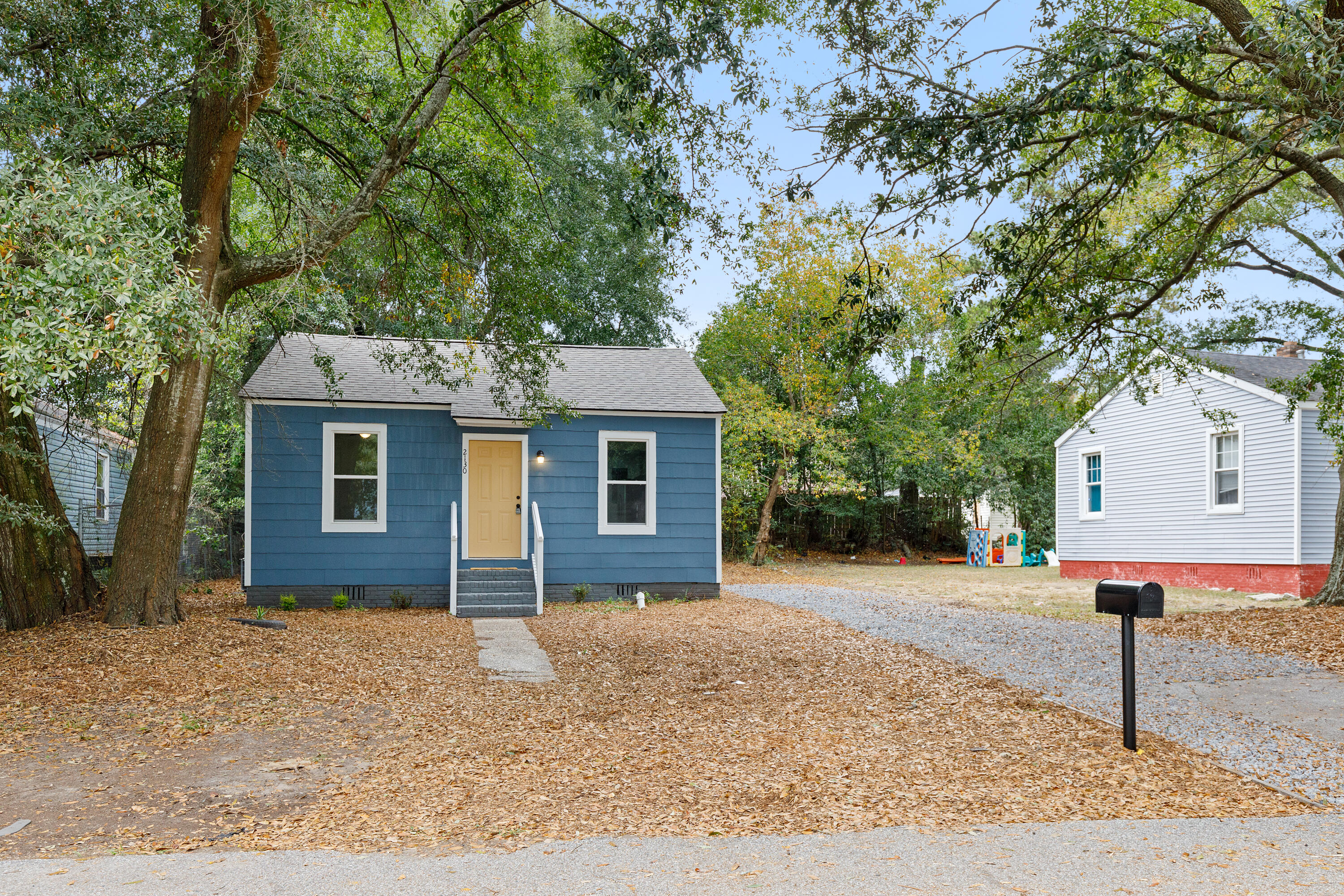 2130 Commander Road Charleston, SC 29405 - Photo 2 of 20 2130 Commander Rd (1)-3