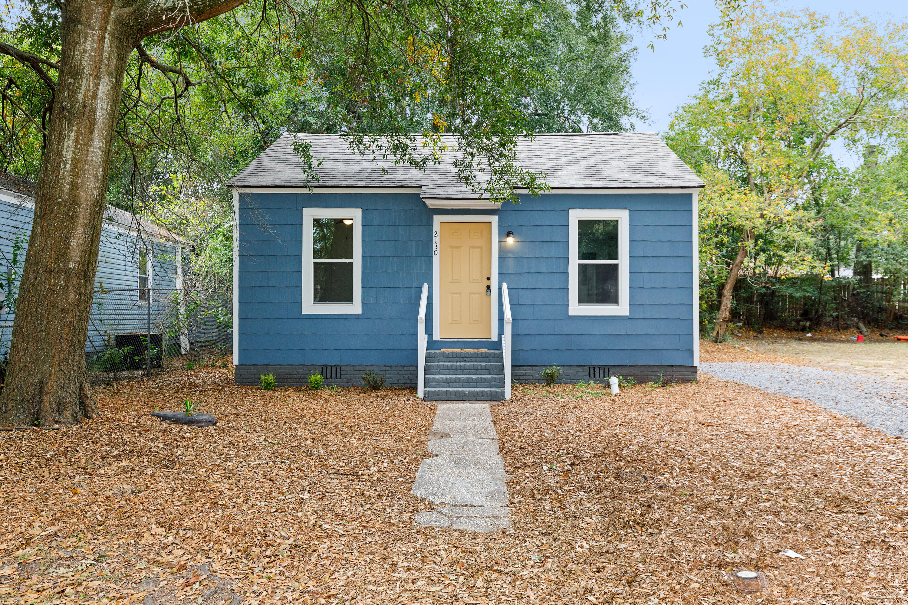 2130 Commander Road Charleston, SC 29405 - Photo 3 of 20 2130 Commander Rd (1)-4