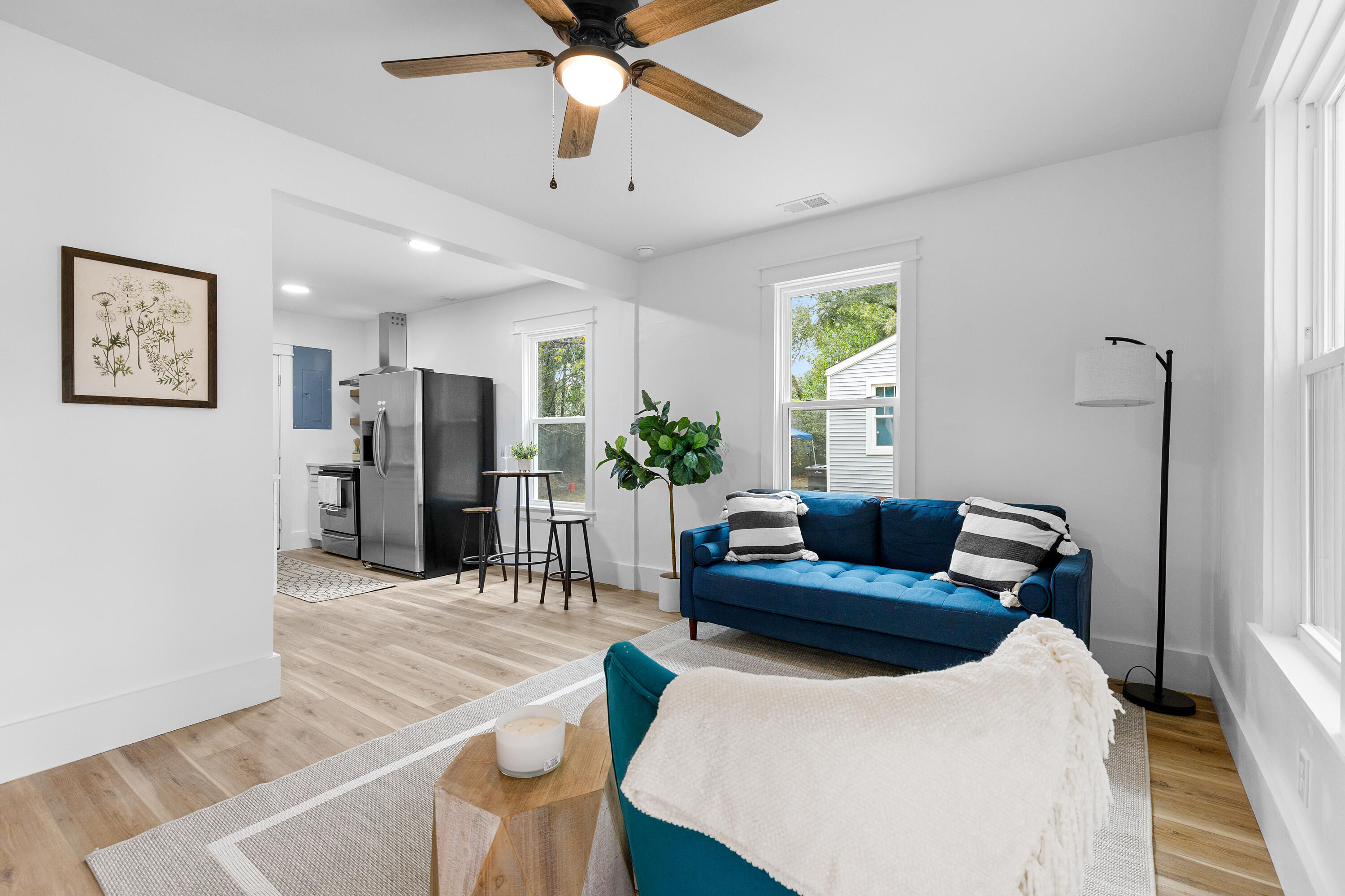 2130 Commander Road Charleston, SC 29405 - Photo 4 of 20 2130 Commander Rd (1)-5