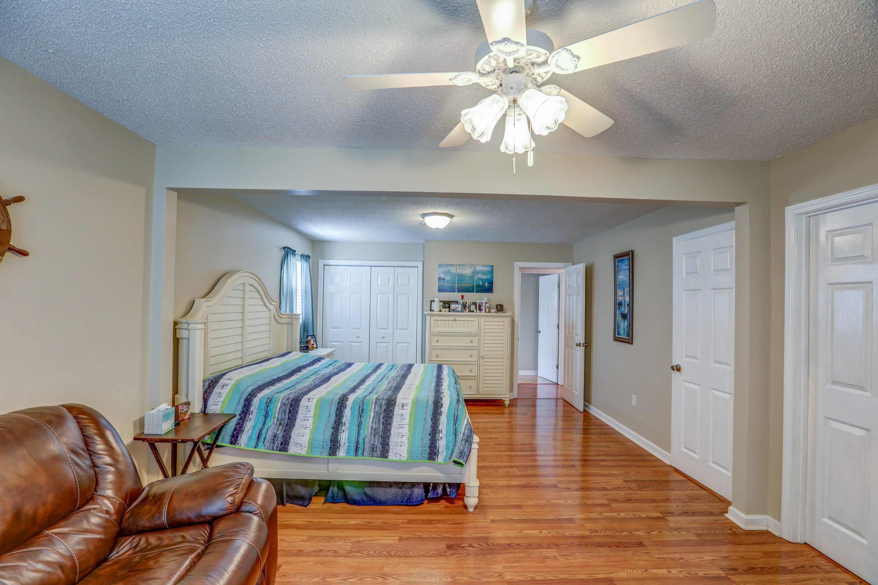 116 Ridgemont Street Bristol, TN 37620 - Photo 23 of 43 B42A6528_29_30_31_32