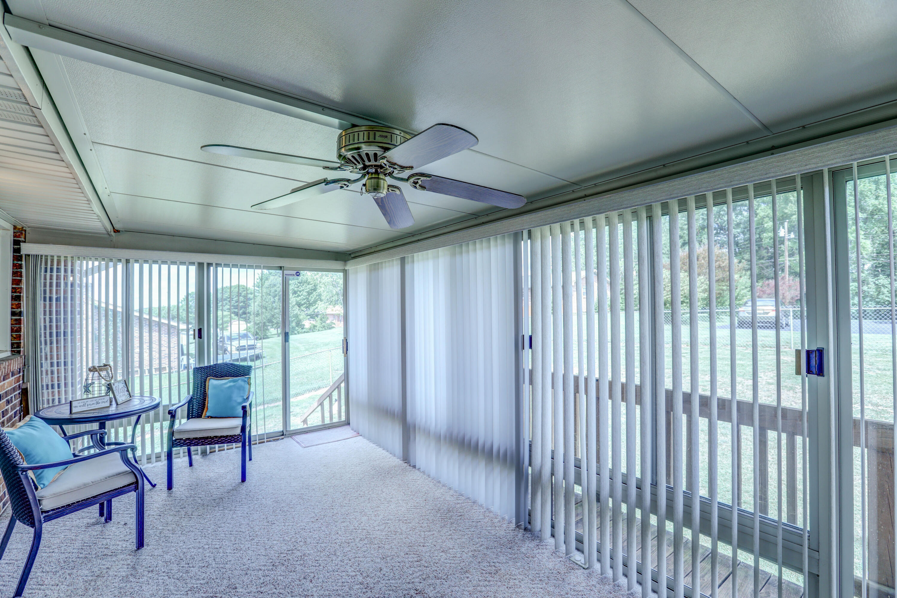 116 Ridgemont Street Bristol, TN 37620 - Photo 3 of 43 B42A6598_599_600_601_602