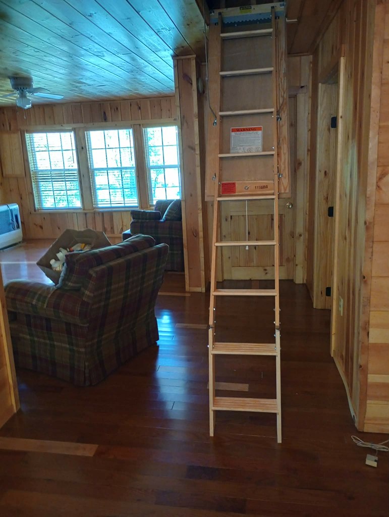 5796 Gumlog Road Young Harris, GA 30582 - Photo 8 of 9