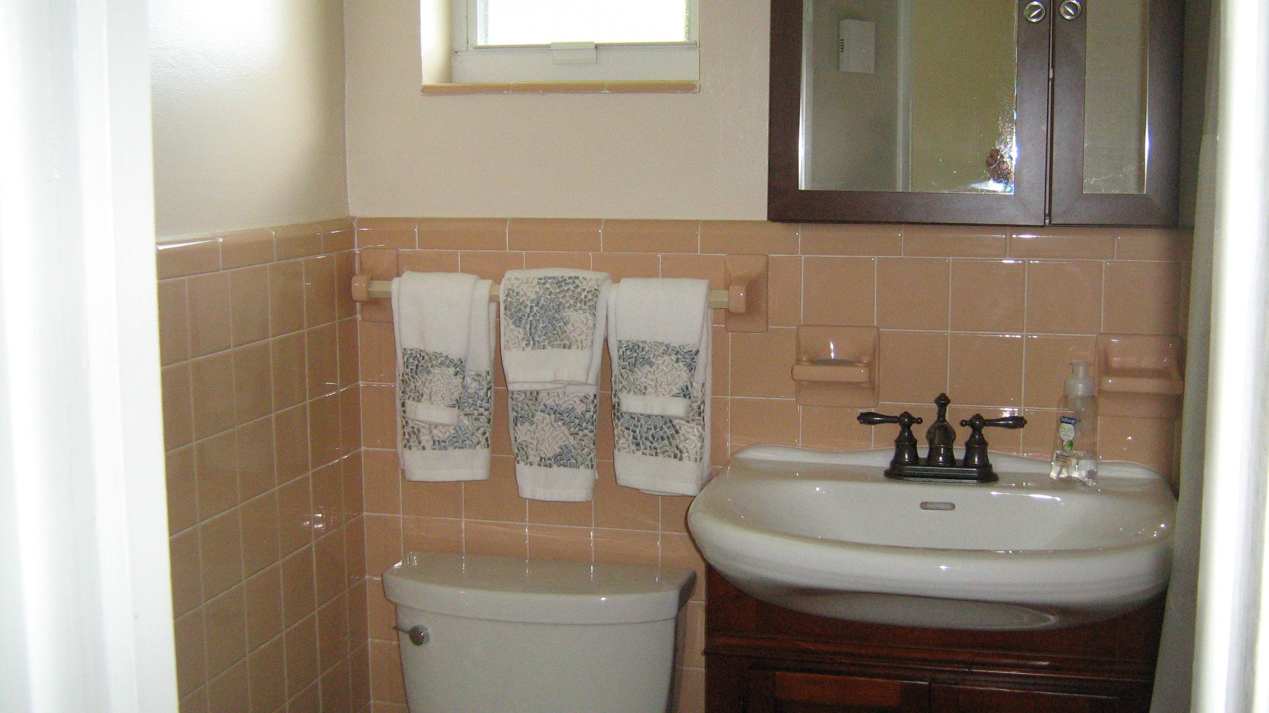 400 Northeast 46th Street Boca Raton, FL 33431 - Photo 14 of 31 Master Bathroom