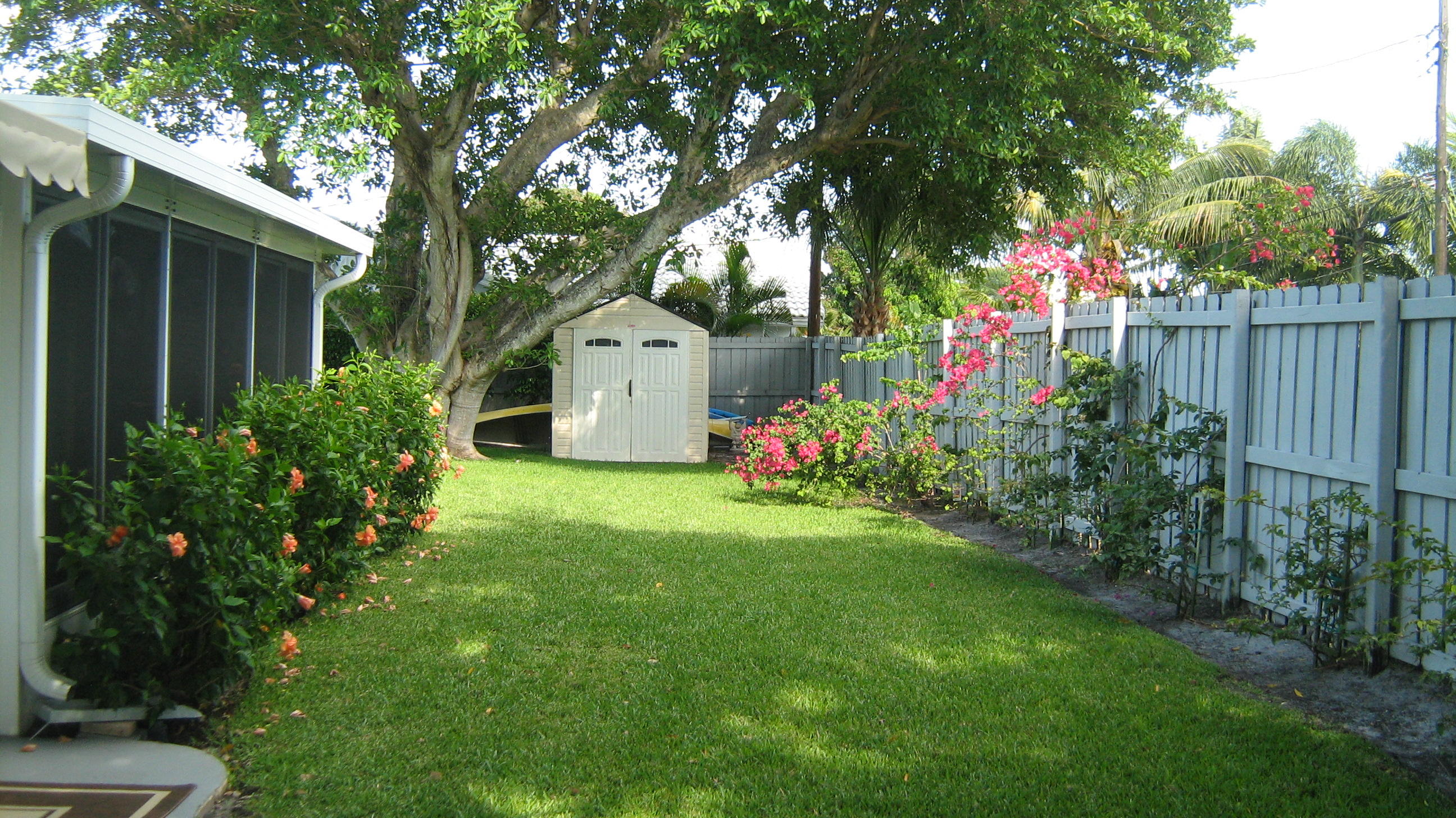 400 Northeast 46th Street Boca Raton, FL 33431 - Photo 30 of 31 Backyard - Shed