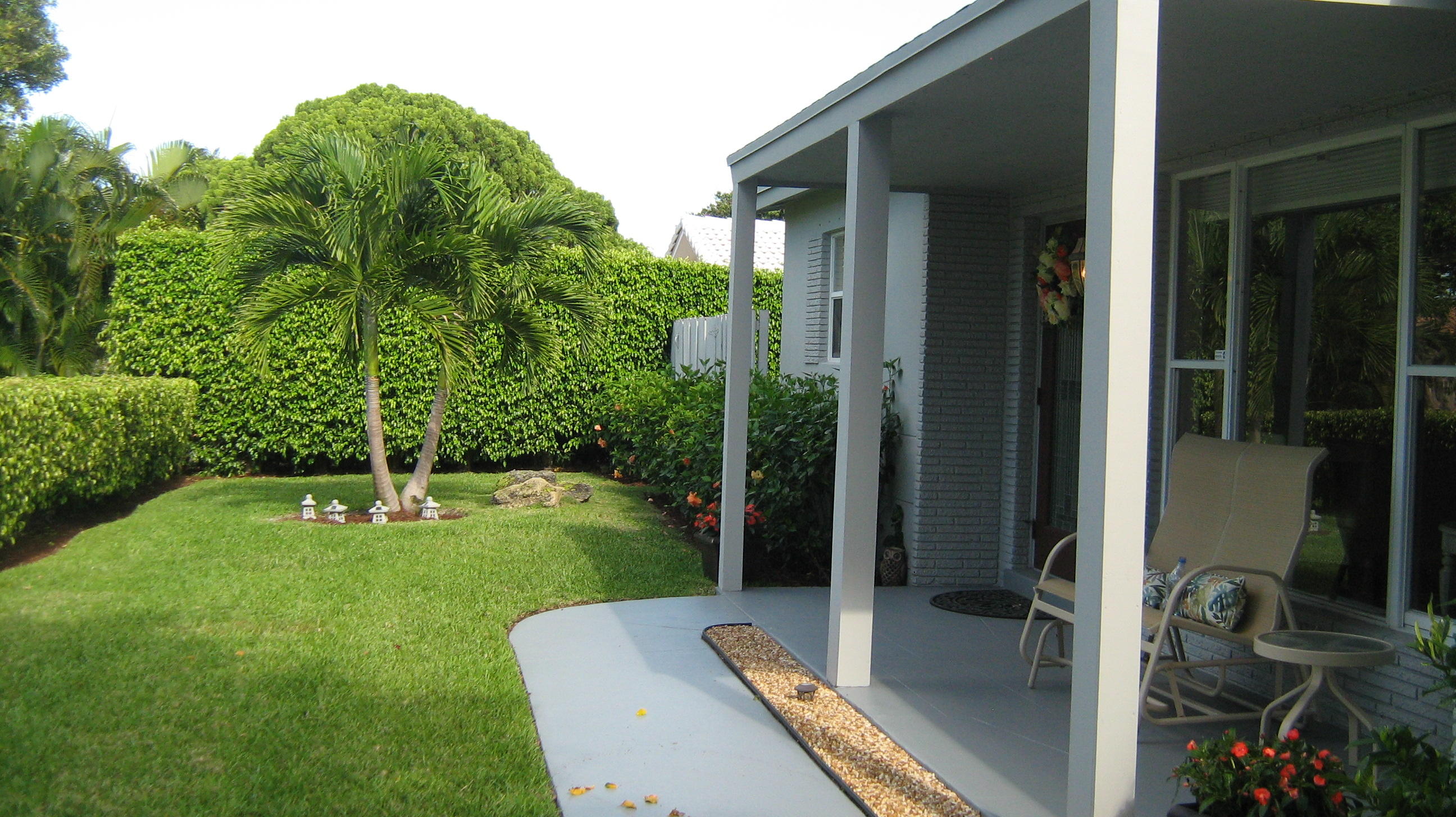 400 Northeast 46th Street Boca Raton, FL 33431 - Photo 6 of 31 Front Yard