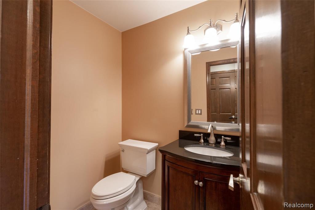 876 Snowmass Drive Rochester Hills, MI 48309 - Photo 24 of 45