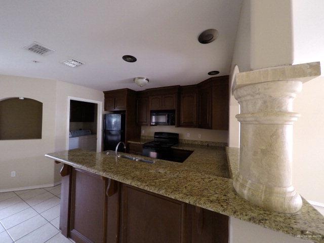 400 South 49th Street, Unit 3 McAllen, TX 78501 - Photo 3 of 13