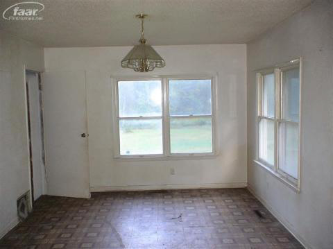 14119 Tuscola Road Clio, MI 48420 - Photo 3 of 8 20132053-2.JPG