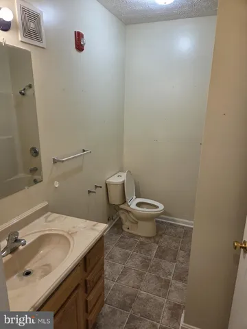 $1,200 | 18 Signal Knob Drive, Strasburg, VA 22657