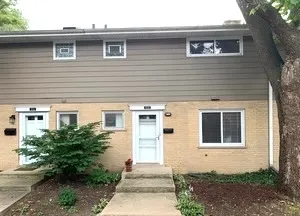 $2,500 | 811 Hibbard Road, Unit B, Wilmette, IL 60091