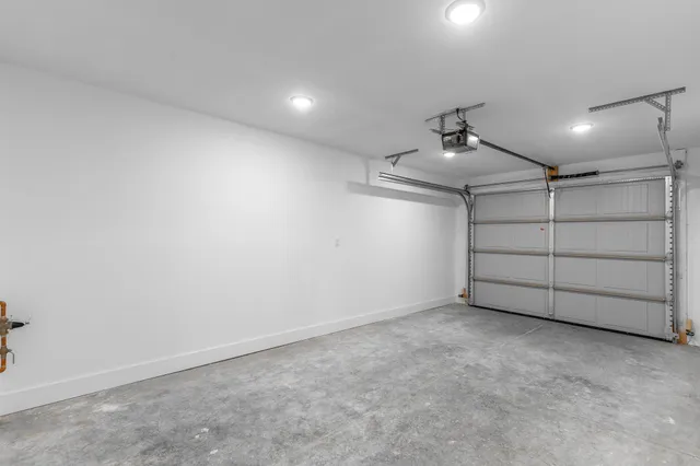 $284,900 | 166 Sunset Cove Drive, Unit 49A, Rossville, GA 30741