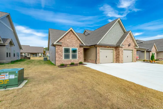 $284,900 | 166 Sunset Cove Drive, Unit 49A, Rossville, GA 30741