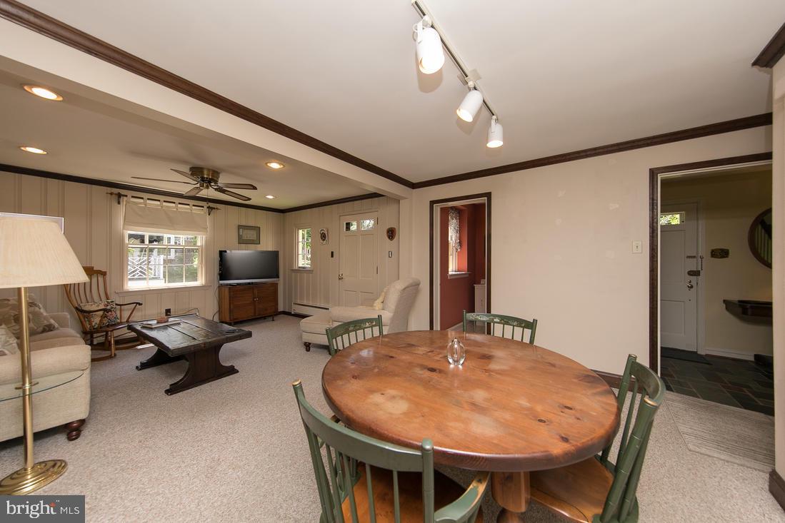 902 Longfield Road Glenside, PA 19038 - Photo 12 of 26 Gallery Image 12