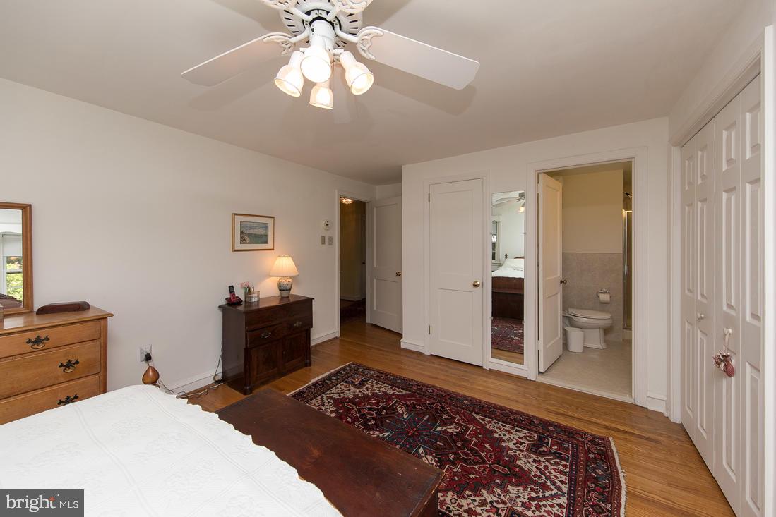 902 Longfield Road Glenside, PA 19038 - Photo 14 of 26 Gallery Image 14