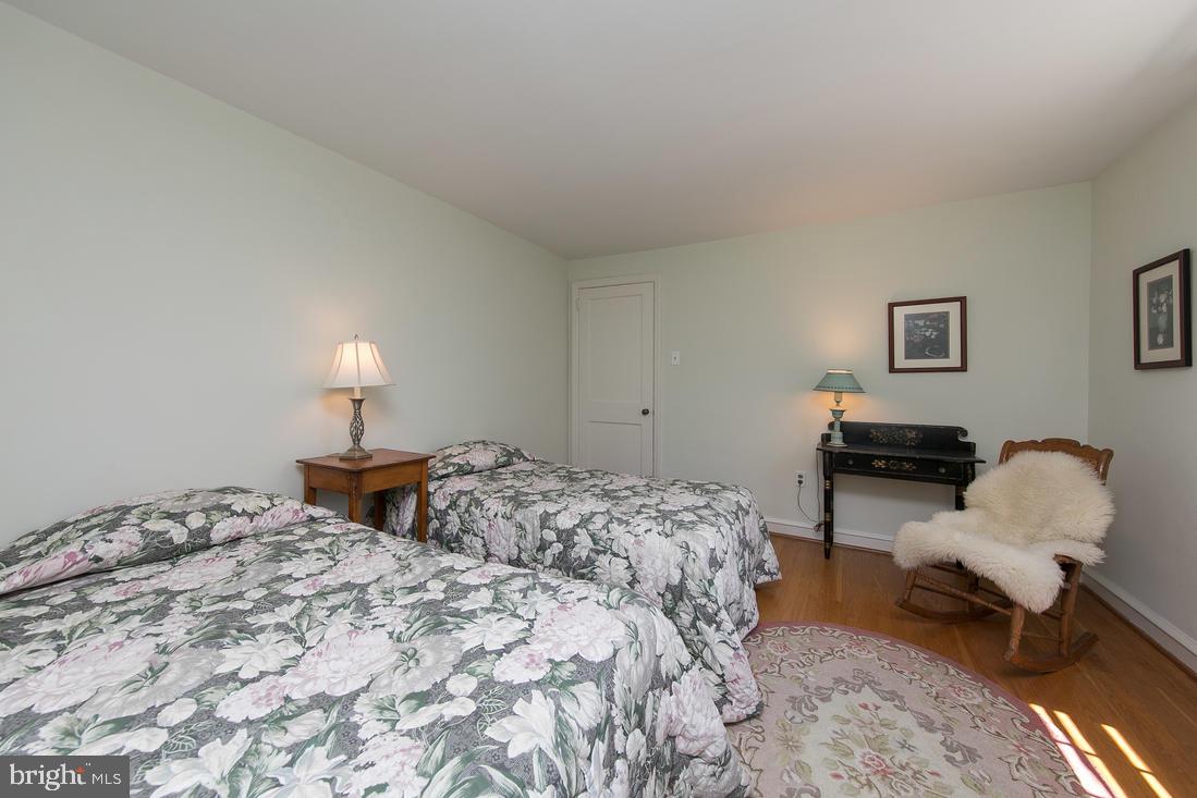 902 Longfield Road Glenside, PA 19038 - Photo 17 of 26 Gallery Image 17
