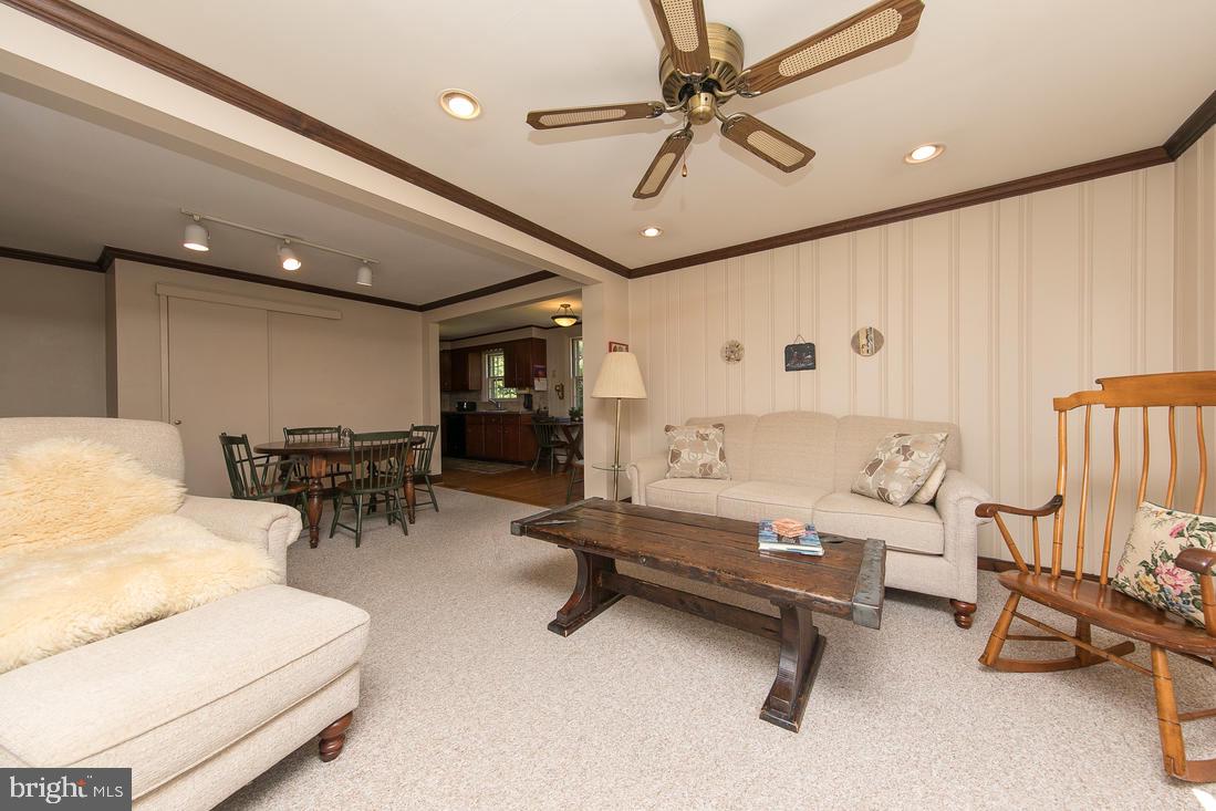 902 Longfield Road Glenside, PA 19038 - Photo 10 of 26 Gallery Image 10
