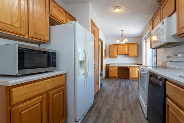 $164,900 | 108 Smoke Signal Lane, East Dubuque, IL 61025