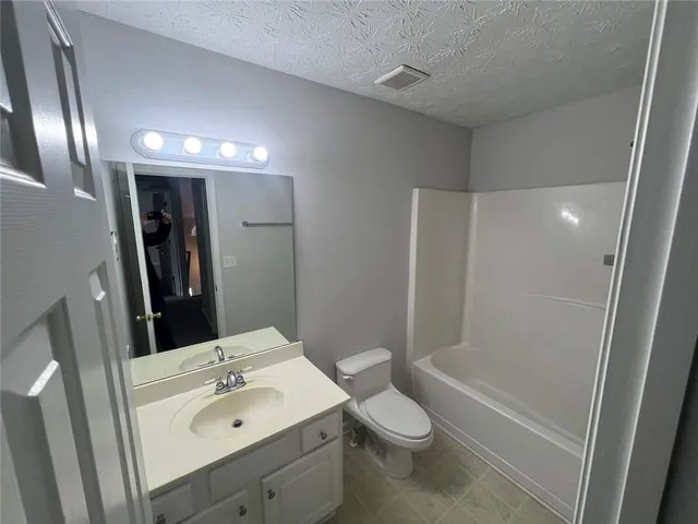 $2,195 | 991 Wicker Pine Drive Northeast, Lawrenceville, GA 30043