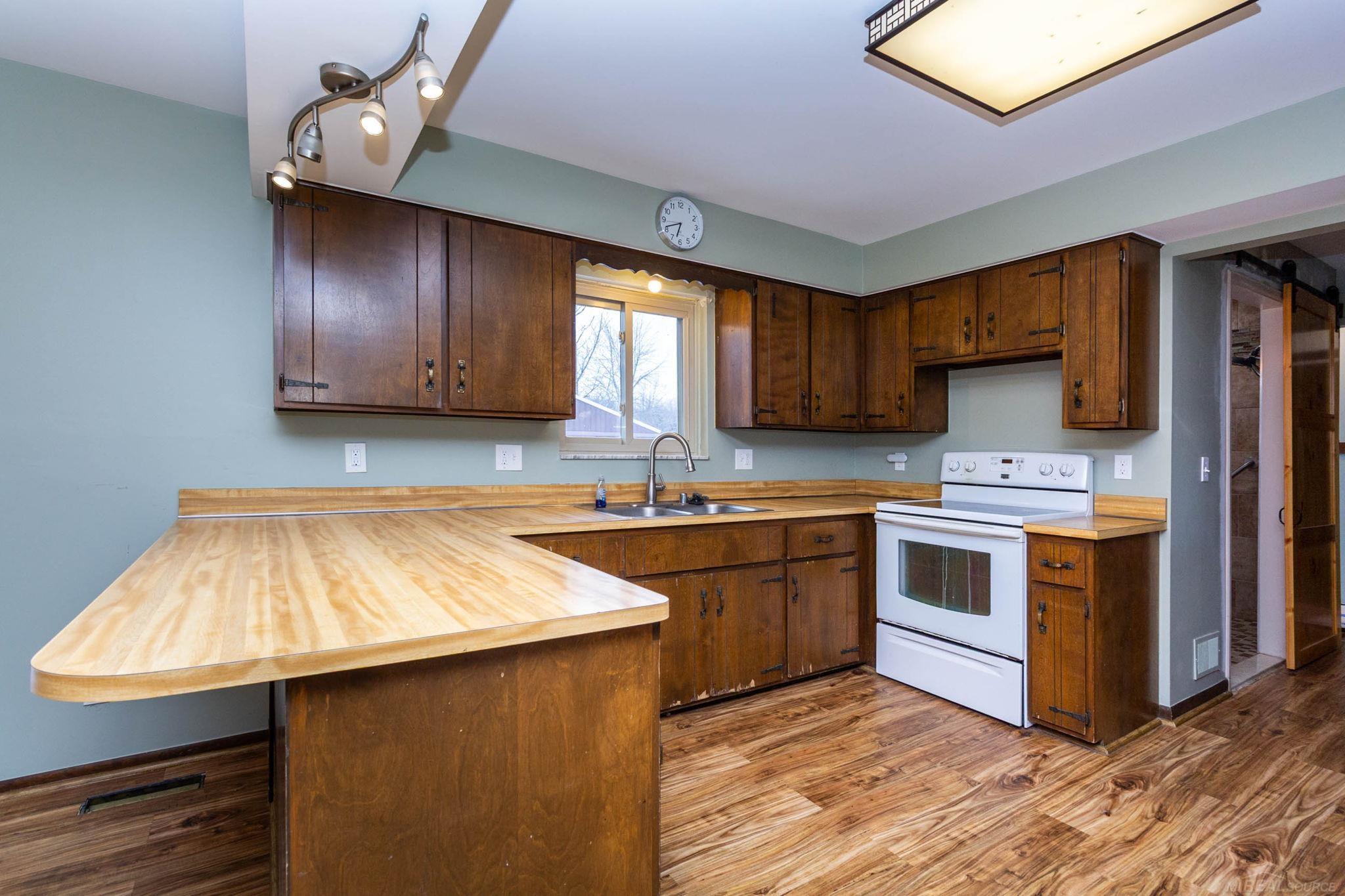 77177 Omo Road Armada, MI 48005 - Photo 10 of 49