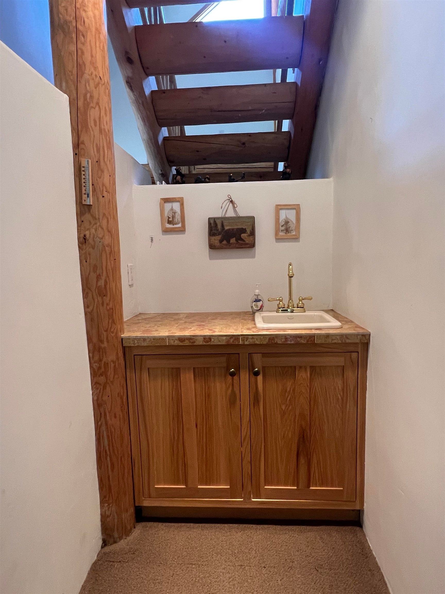 700 North Old Stage Road Mount Shasta, CA 96067 - Photo 8 of 23 Gallery Image 8
