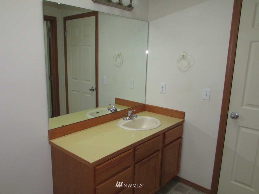 6450 Woodlyn Road Bellingham, WA 98226 - Photo 16 of 25 Gallery Image 16