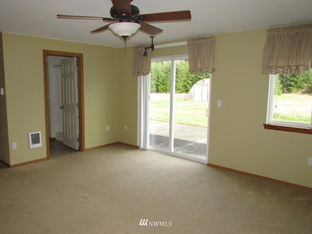 6450 Woodlyn Road Bellingham, WA 98226 - Photo 17 of 25 Gallery Image 17