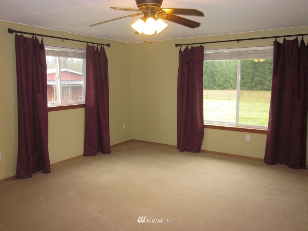 6450 Woodlyn Road Bellingham, WA 98226 - Photo 21 of 25 Gallery Image 21