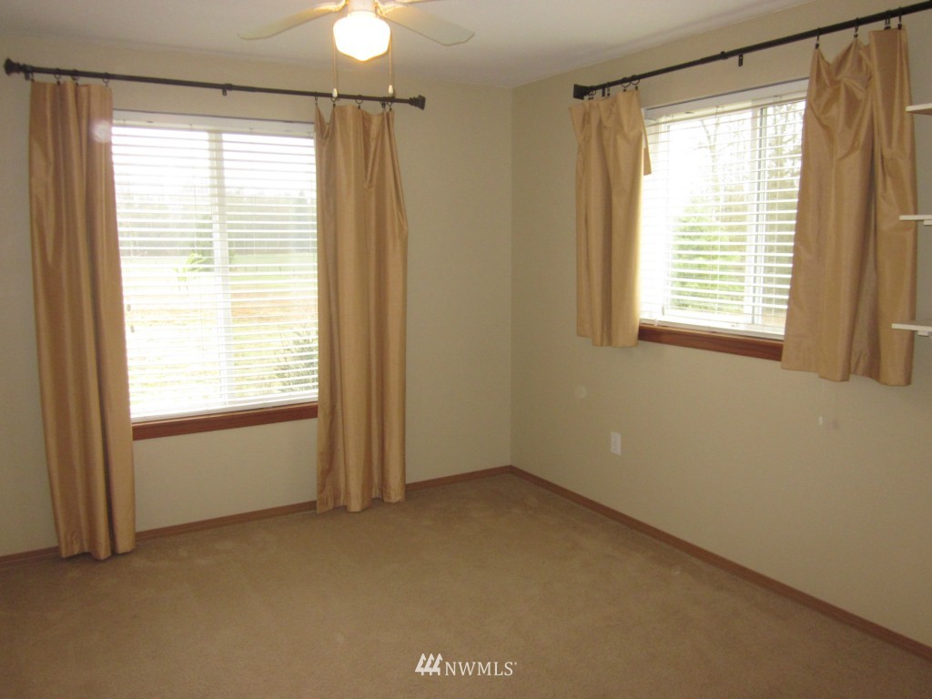 6450 Woodlyn Road Bellingham, WA 98226 - Photo 22 of 25 Gallery Image 22