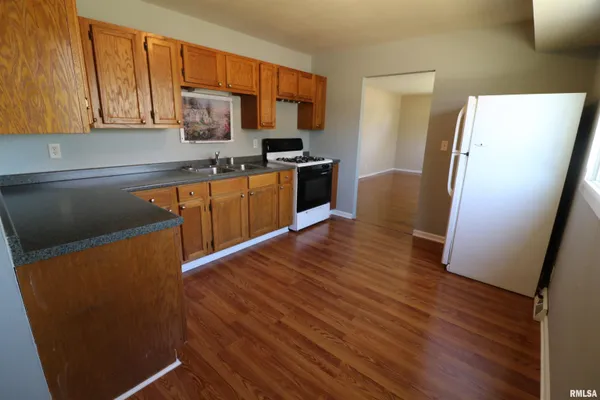 $115,000 | 5819 North Sedley Street, Peoria, IL 61615
