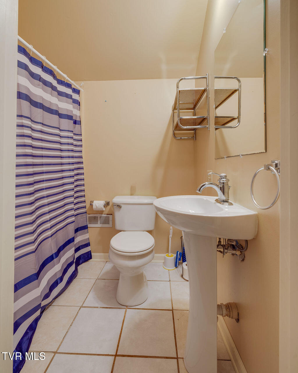 229 Ridgecrest Road Jonesborough, TN 37659 - Photo 33 of 61 033