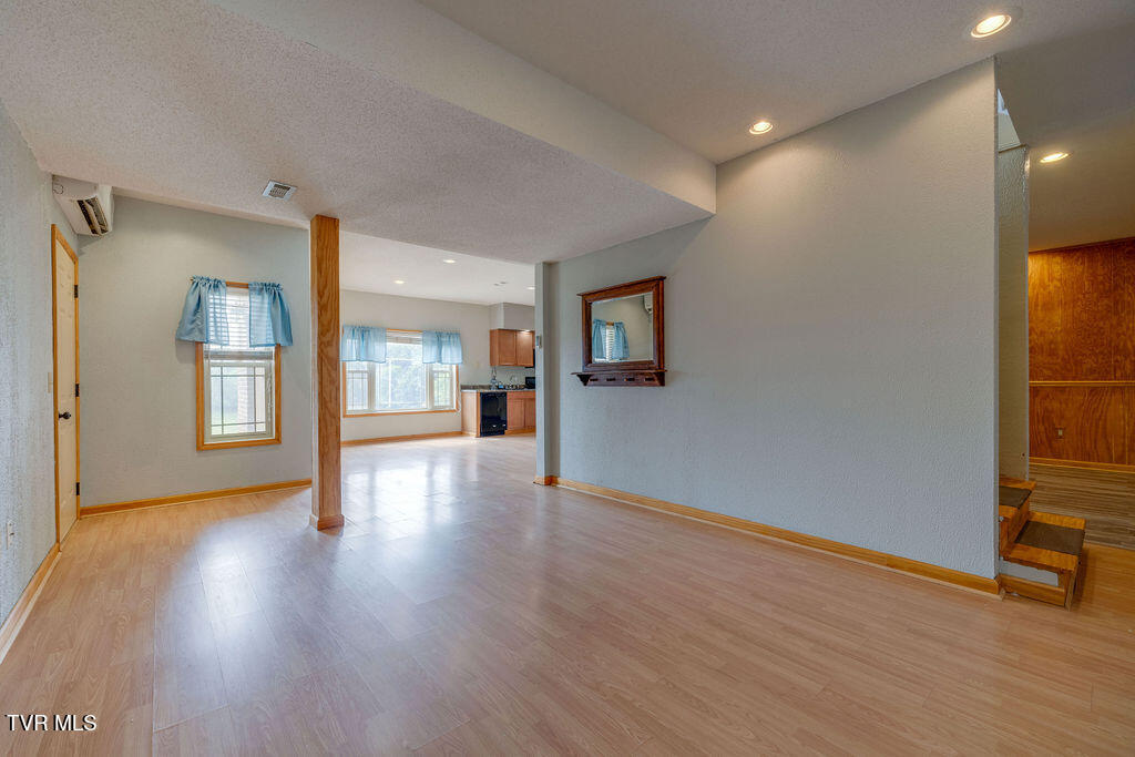 229 Ridgecrest Road Jonesborough, TN 37659 - Photo 35 of 61 035