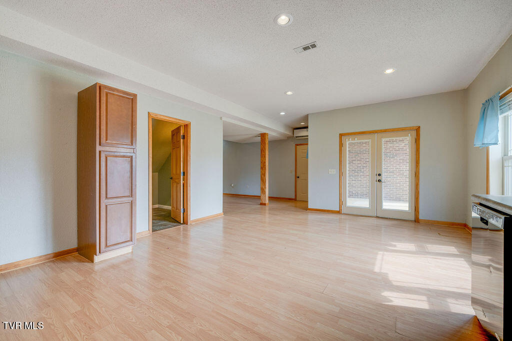 229 Ridgecrest Road Jonesborough, TN 37659 - Photo 41 of 61 041