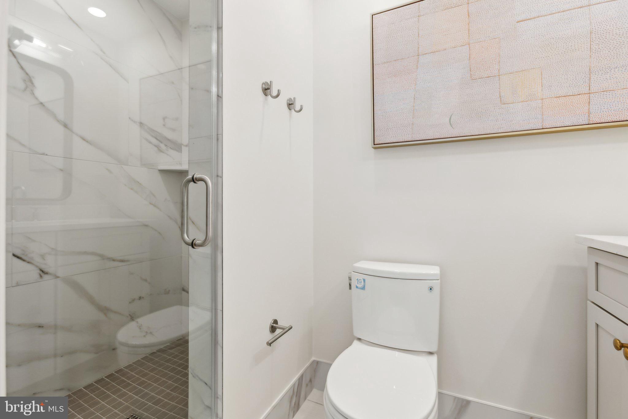 1641 R Street Northwest, Unit 401 Washington, DC 20009 - Photo 24 of 36