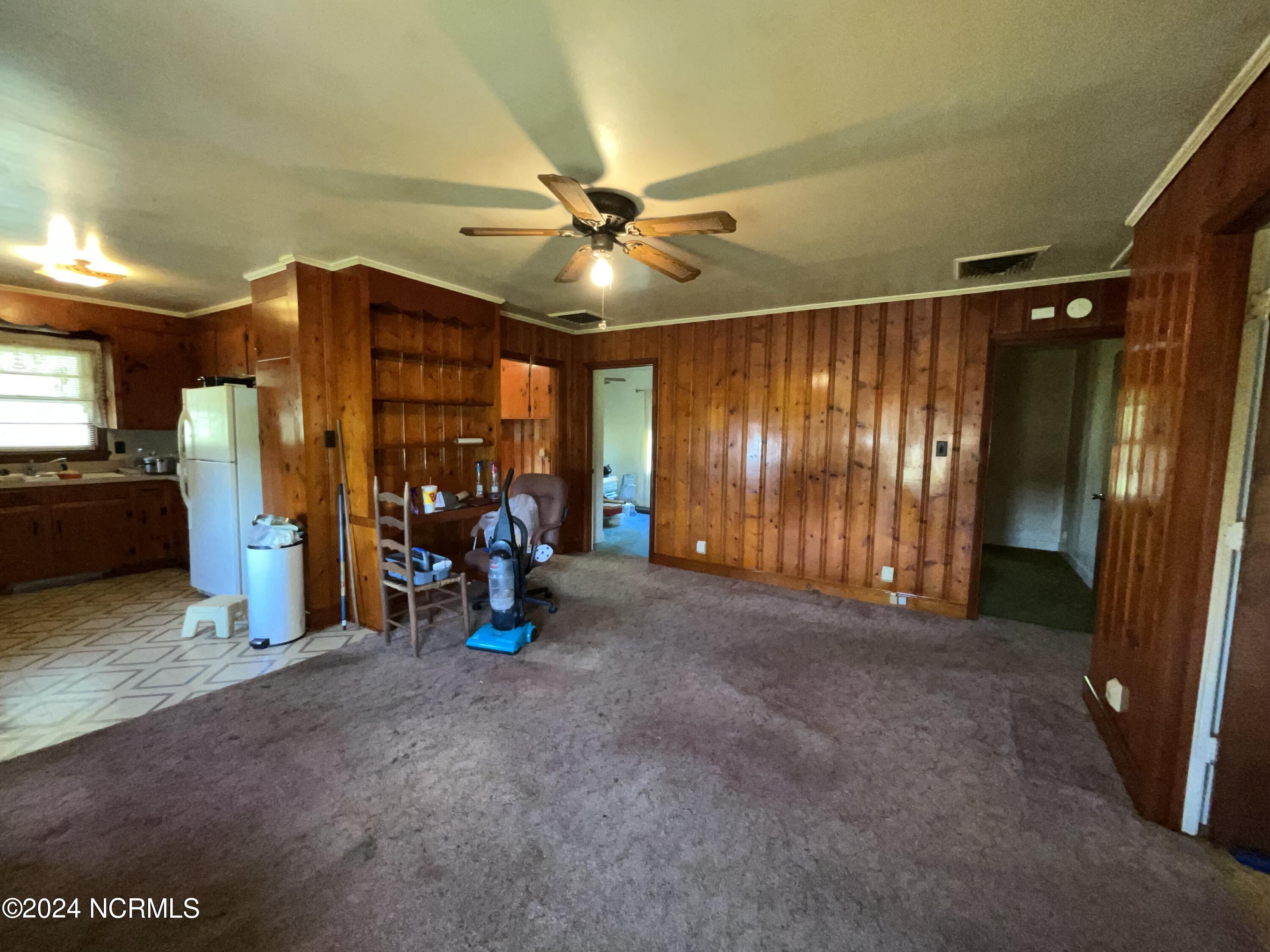 244 Tilghman Road Dover, NC 28526 - Photo 10 of 24 IMG_1121