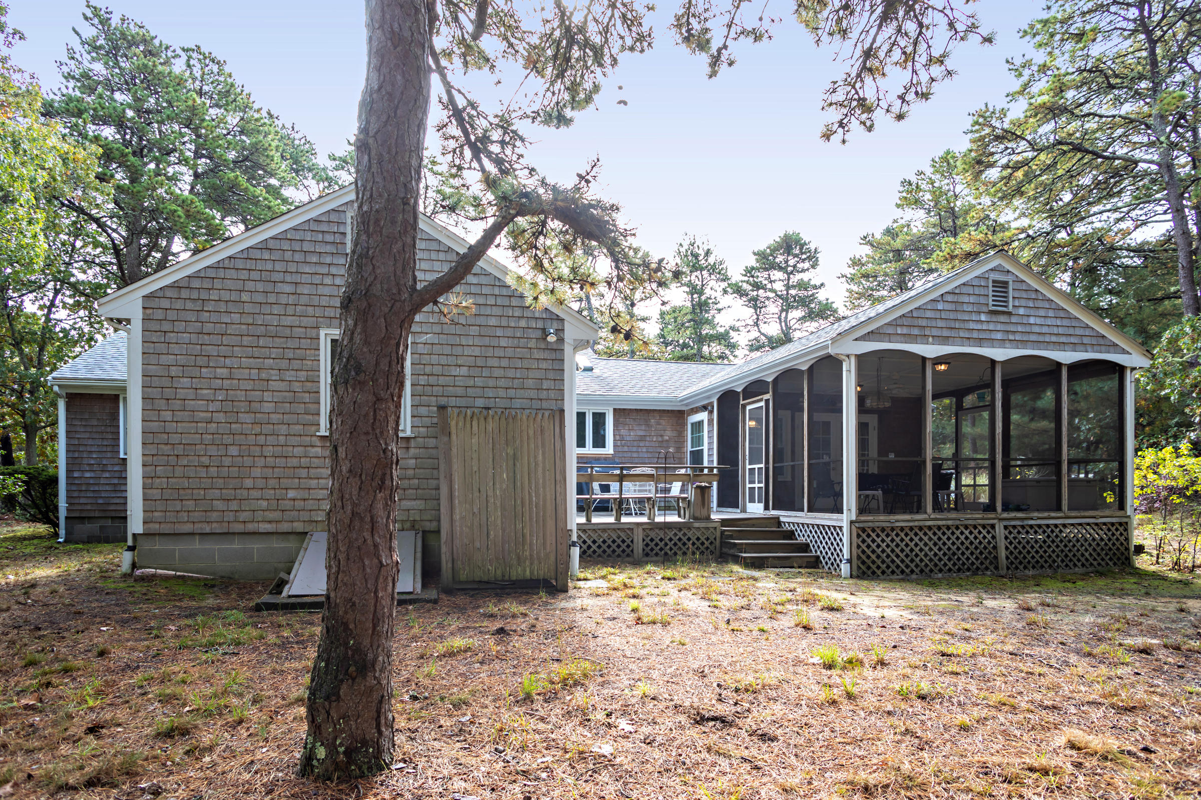 800 Governor Prence Road Eastham, MA 02642 - Photo 5 of 31 04