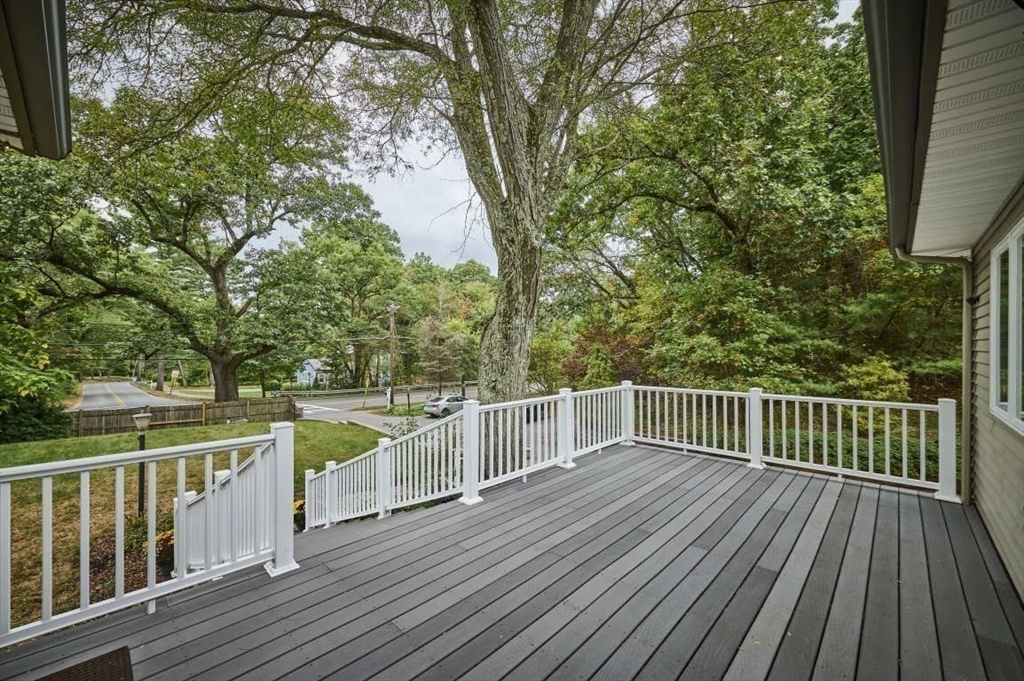 274 Cochituate Road Wayland, MA 01778 - Photo 4 of 25 Gallery Image 4