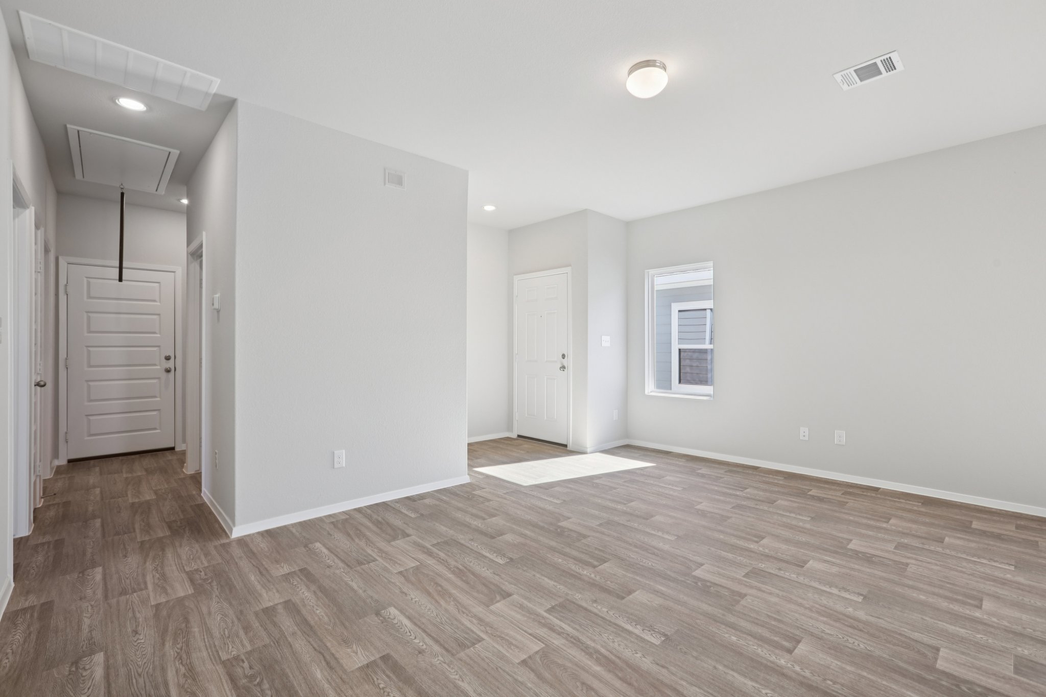 134 Summer Drive Elgin, TX 78621 - Photo 12 of 40 Open Living Room