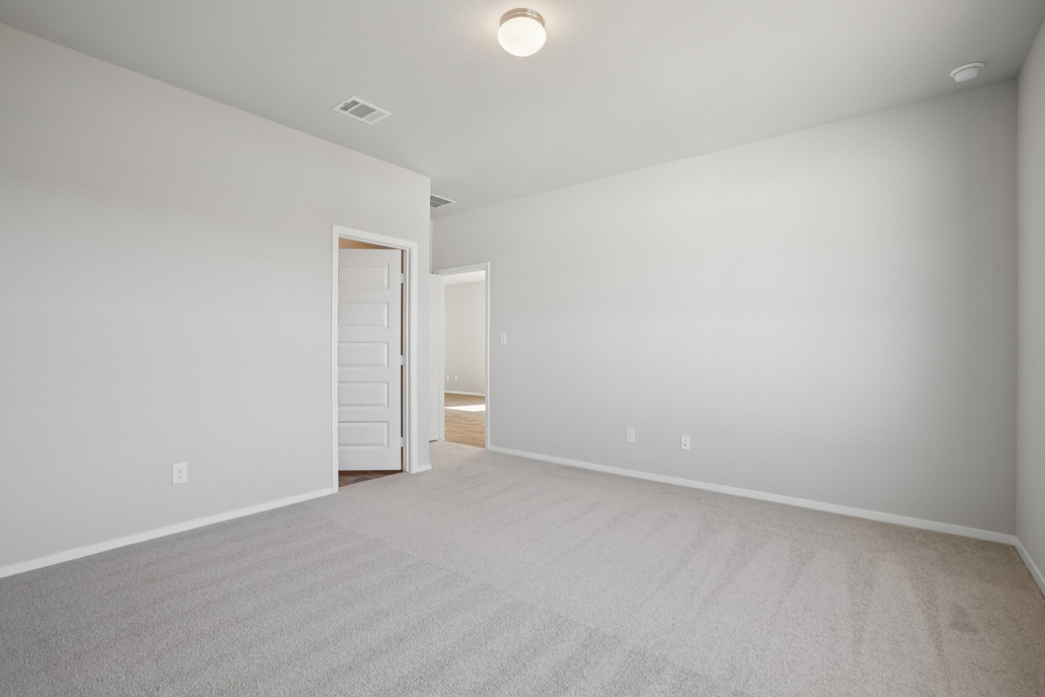134 Summer Drive Elgin, TX 78621 - Photo 19 of 40 Primary Bedroom