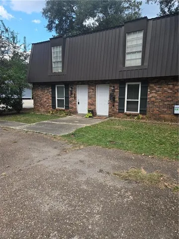 $1,250 | 1210 West 21st Avenue, Covington, LA 70433