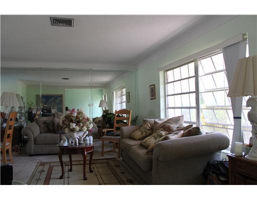 831 Coventry Street Boca Raton, FL 33487 - Photo 2 of 4 Additional Photo