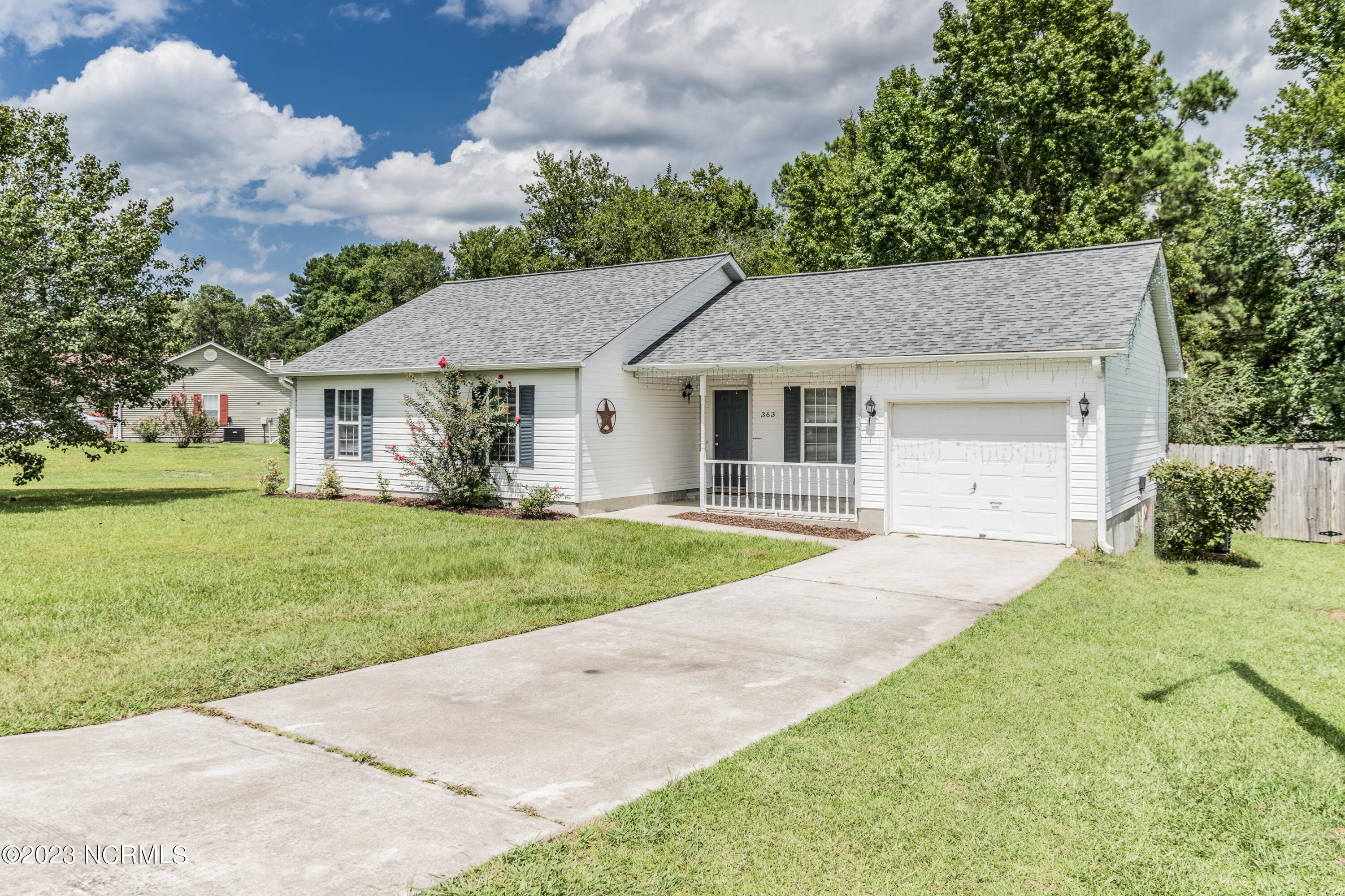363 Running Road Jacksonville, NC 28546 - Photo 3 of 43 3FRONT