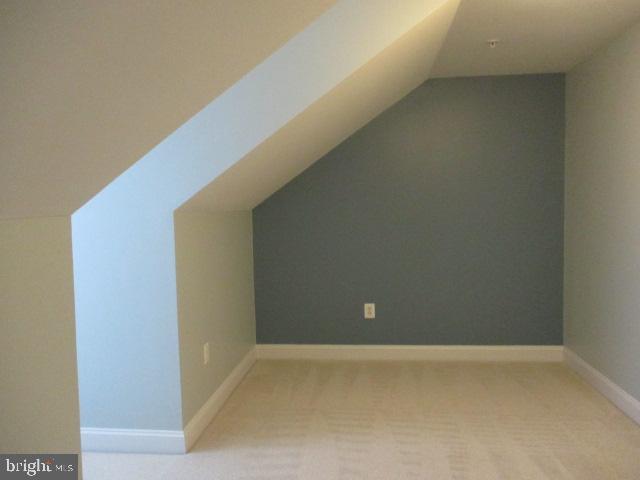 3547 Goddard Way Alexandria, VA 22304 - Photo 35 of 38 a view of a room with drop
