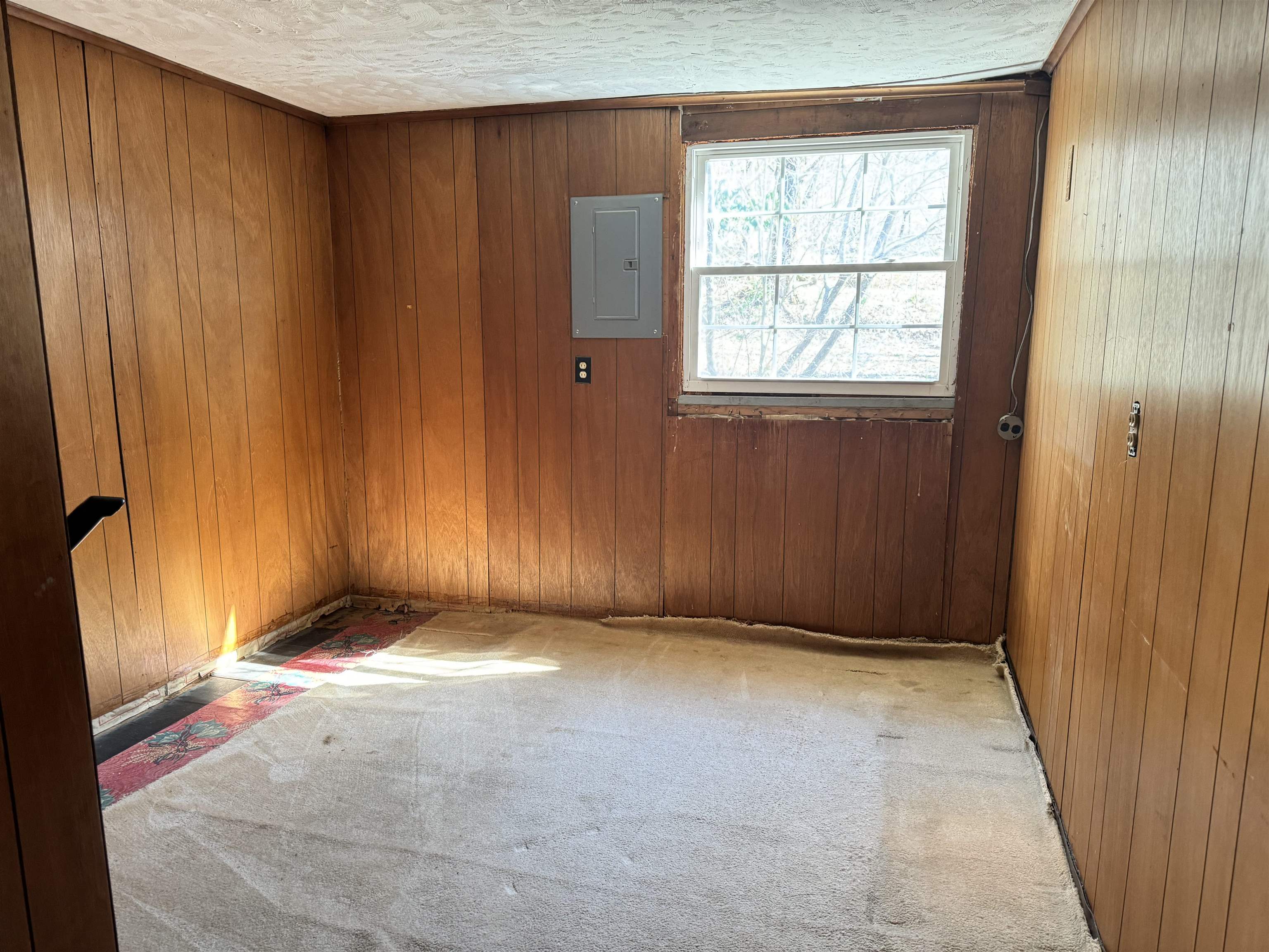87 Hawthorn Road Bristol, VT 05443 - Photo 11 of 15 Gallery Image 11