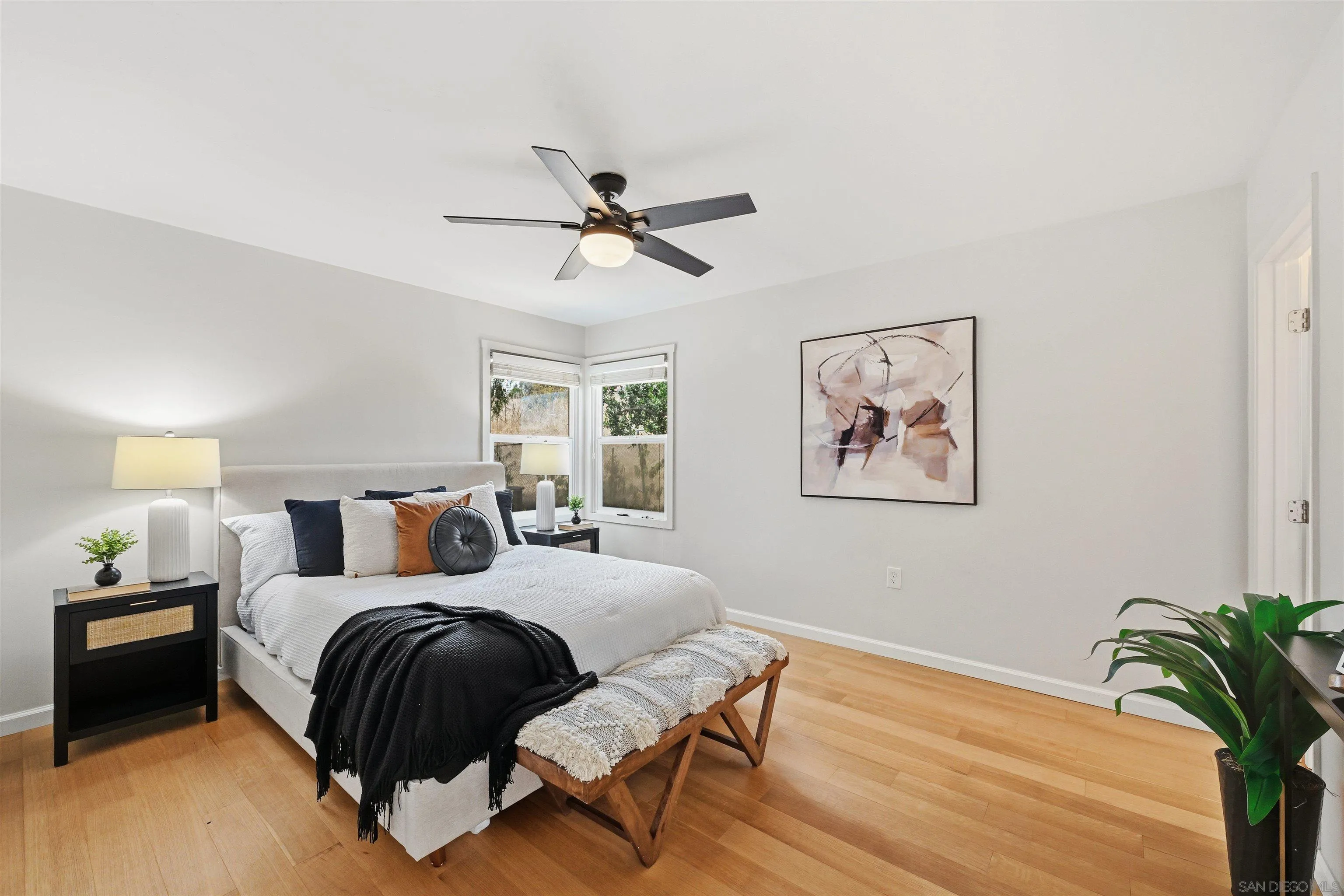 285 Ritchey Street San Diego, CA 92114 - Photo 14 of 34