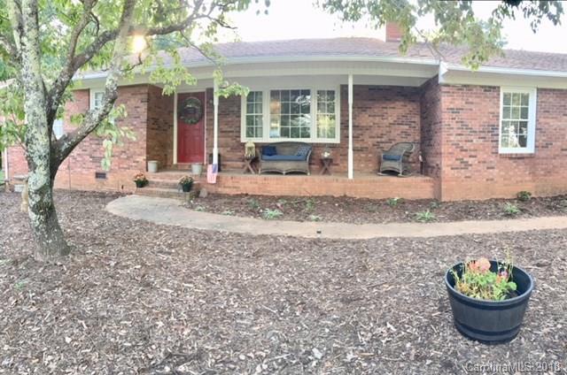 1300 Landrum Road Columbus, NC 28722 - Photo 3 of 30