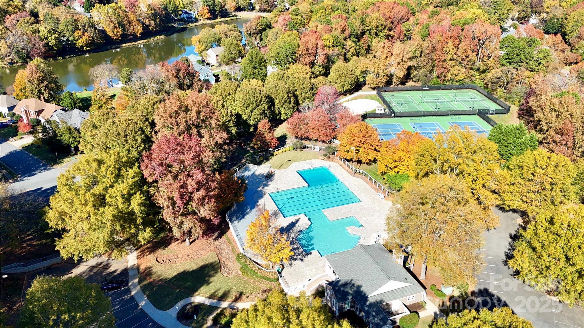 9112 Laurel Ridge Trail Charlotte, NC 28269 - Photo 36 of 38 a view of lake