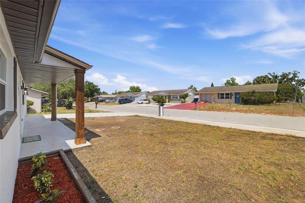 6436 Sutherland Avenue New Port Richey, FL 34653 - Photo 4 of 36 Gallery Image 4