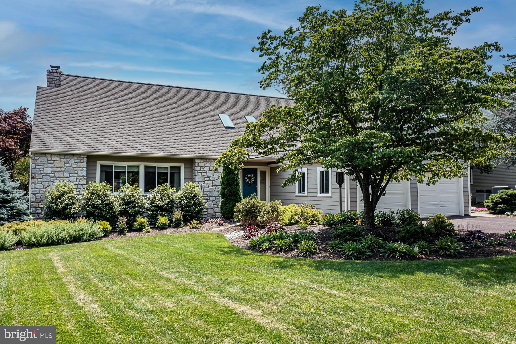 8 Hillendale Road Perkasie, PA 18944 - Photo 2 of 42 Gallery Image 2