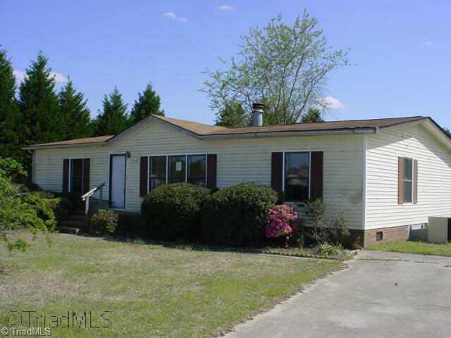 133 Brandie Road Maxton, NC 28364 - Photo 1 of 4 Exterior Front.